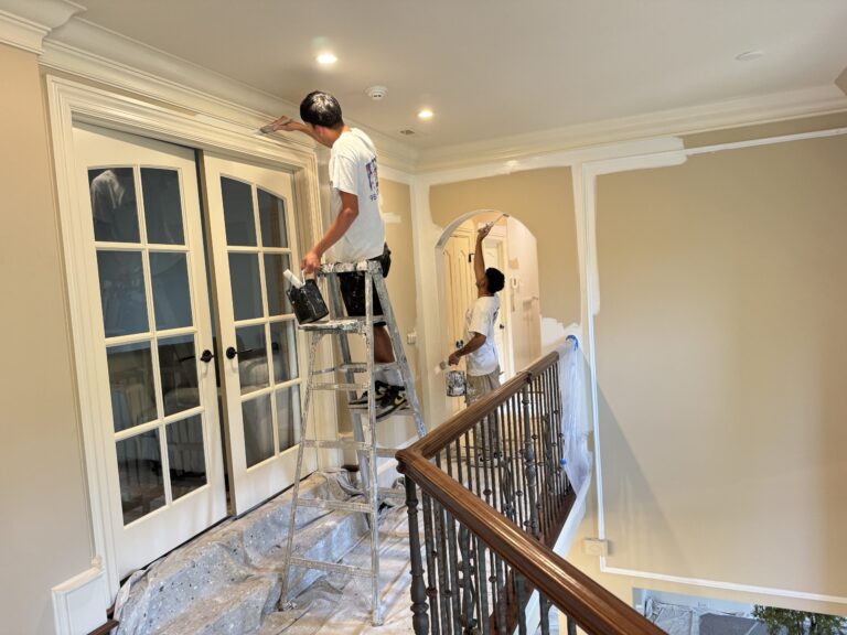 Guide: Choosing the Right Paint for Tampa’s Climate: Latex, Acrylic, Oil, and Elastomeric Compared for Durable Results