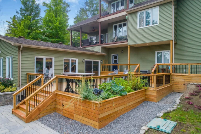 Guide: What Are the Top Exterior House Paint Products for Durability and Weather Resistance in Tampa