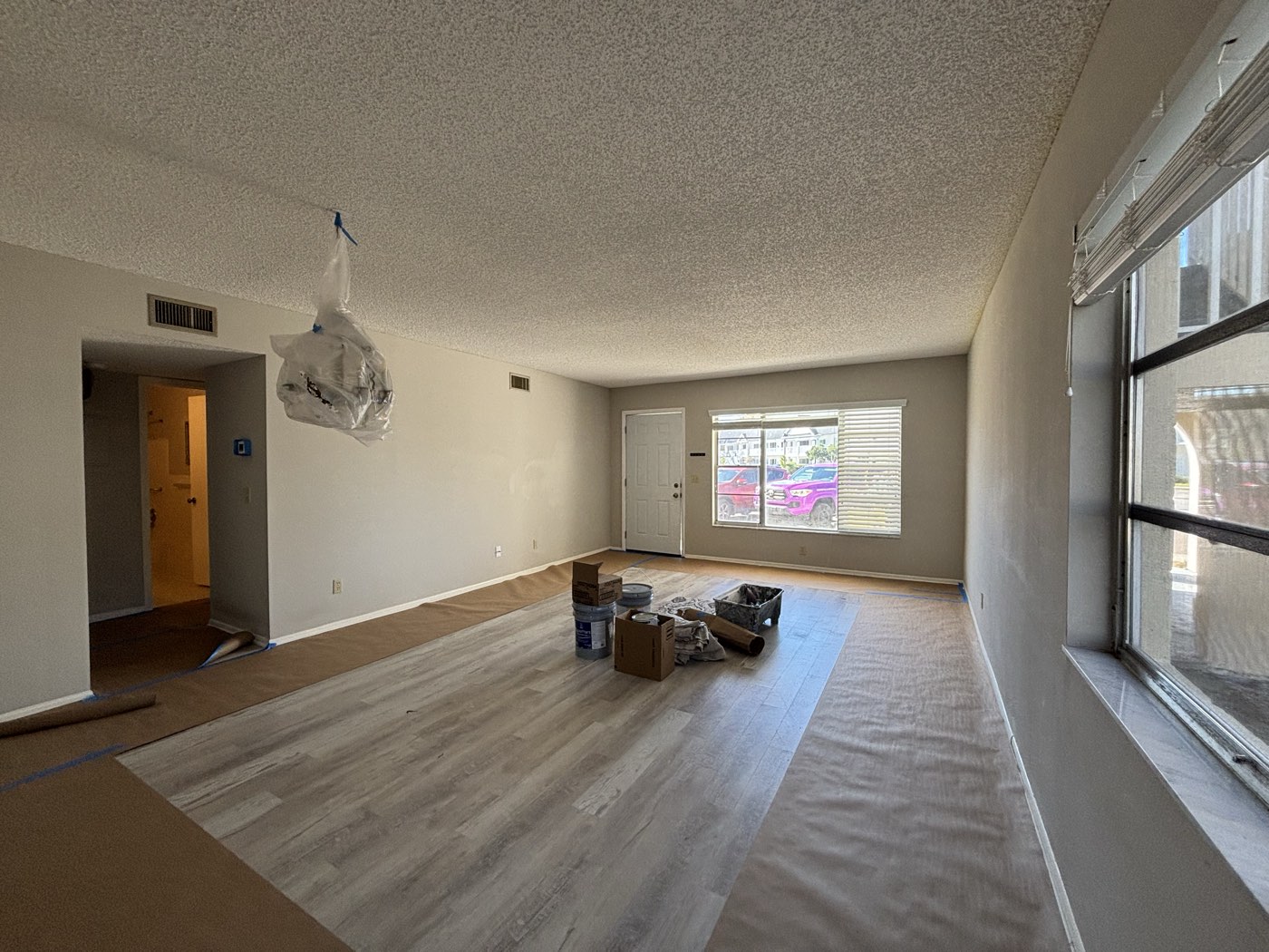 Living room before interior painting
